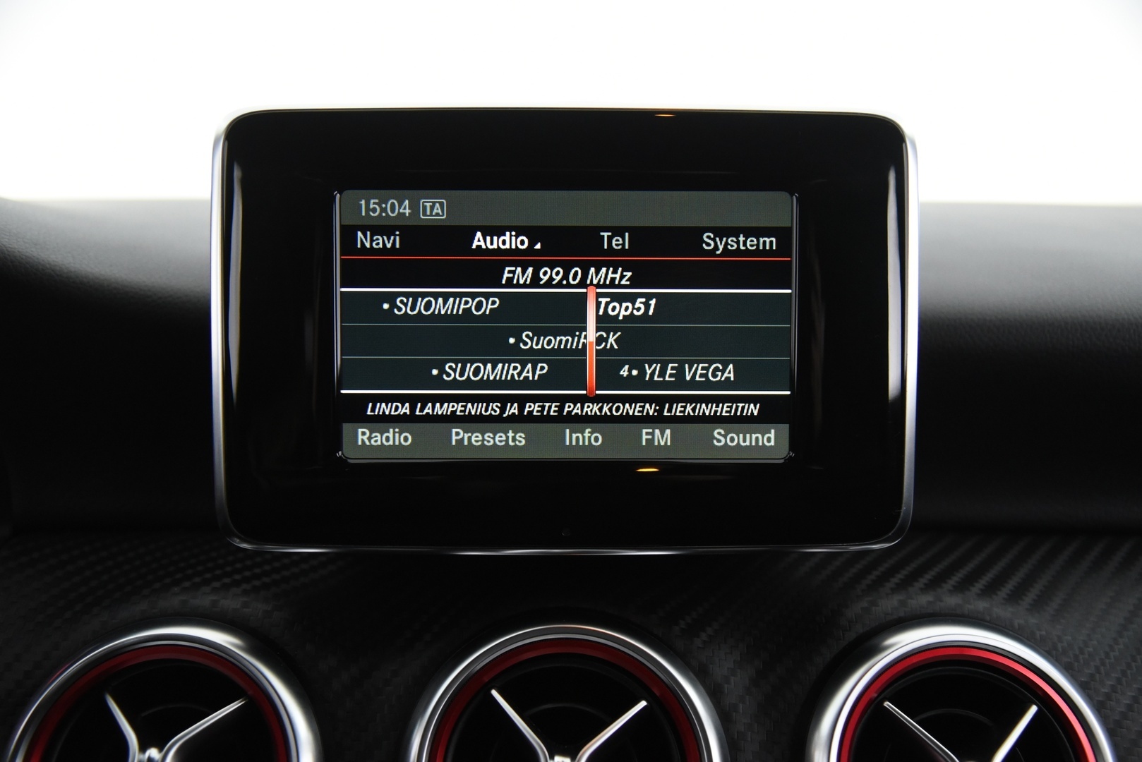 MERCEDES-BENZ A 2013