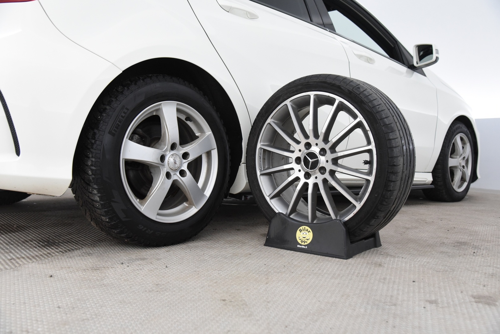 MERCEDES-BENZ A 2013