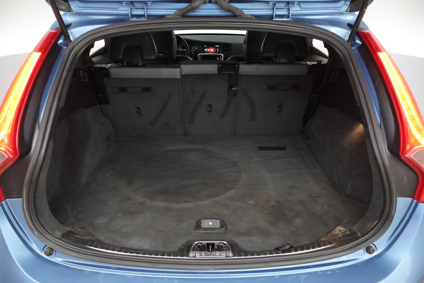 VOLVO V60 2014