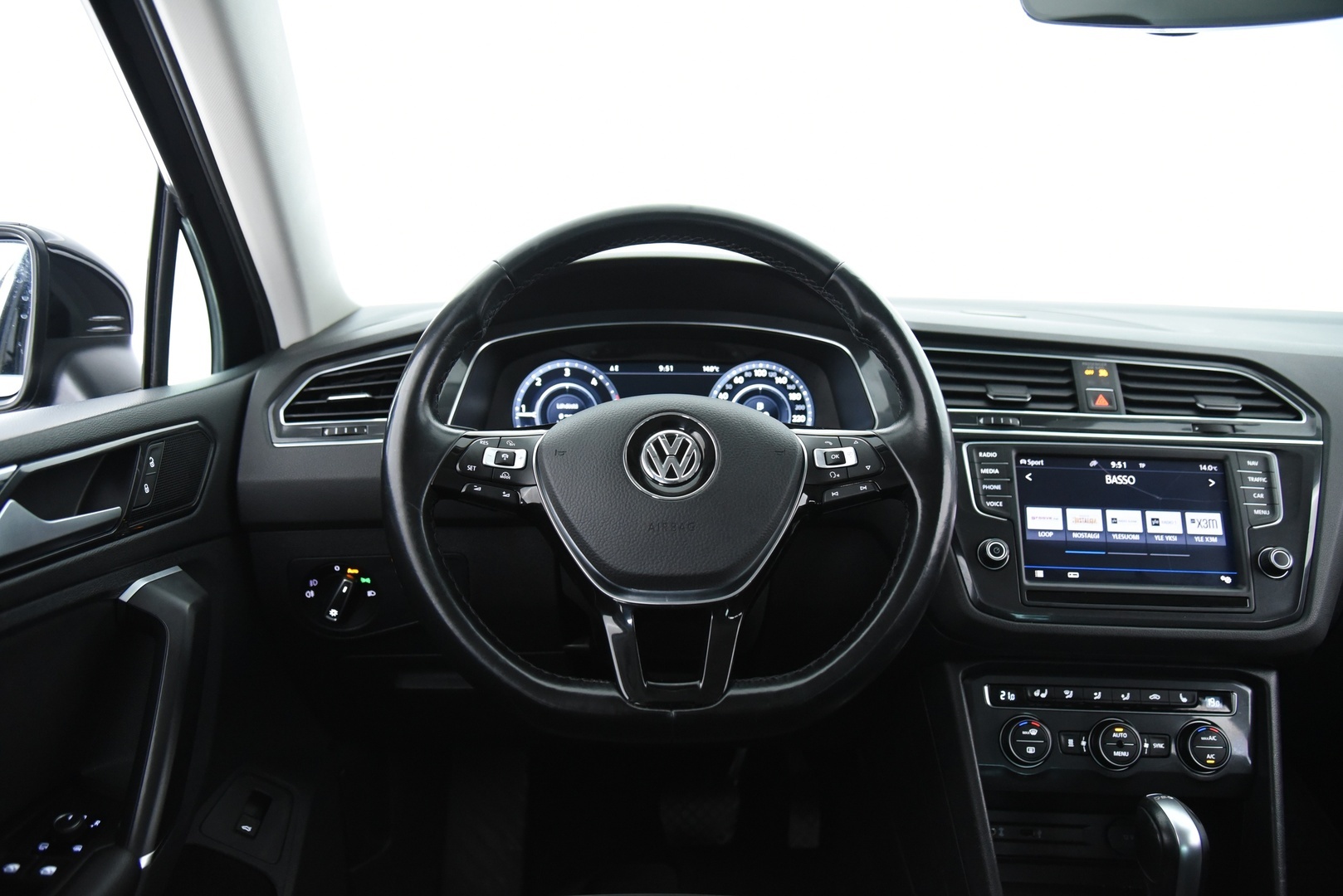 VOLKSWAGEN Tiguan 2017