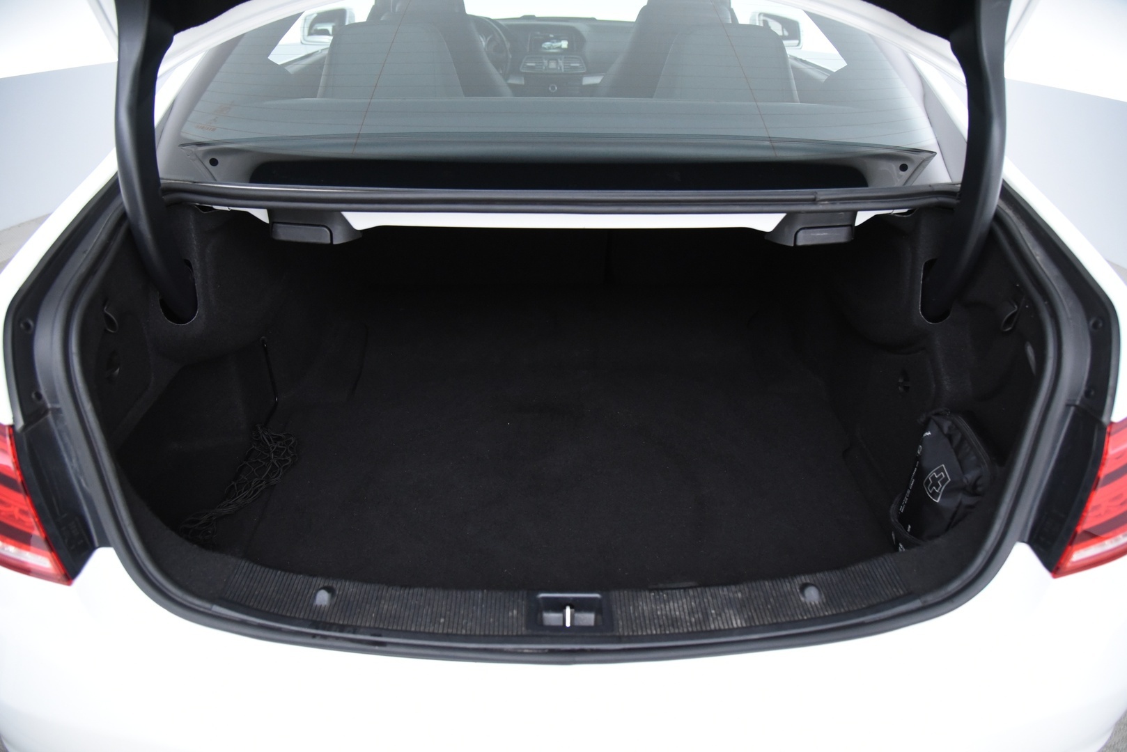 MERCEDES-BENZ E 2015