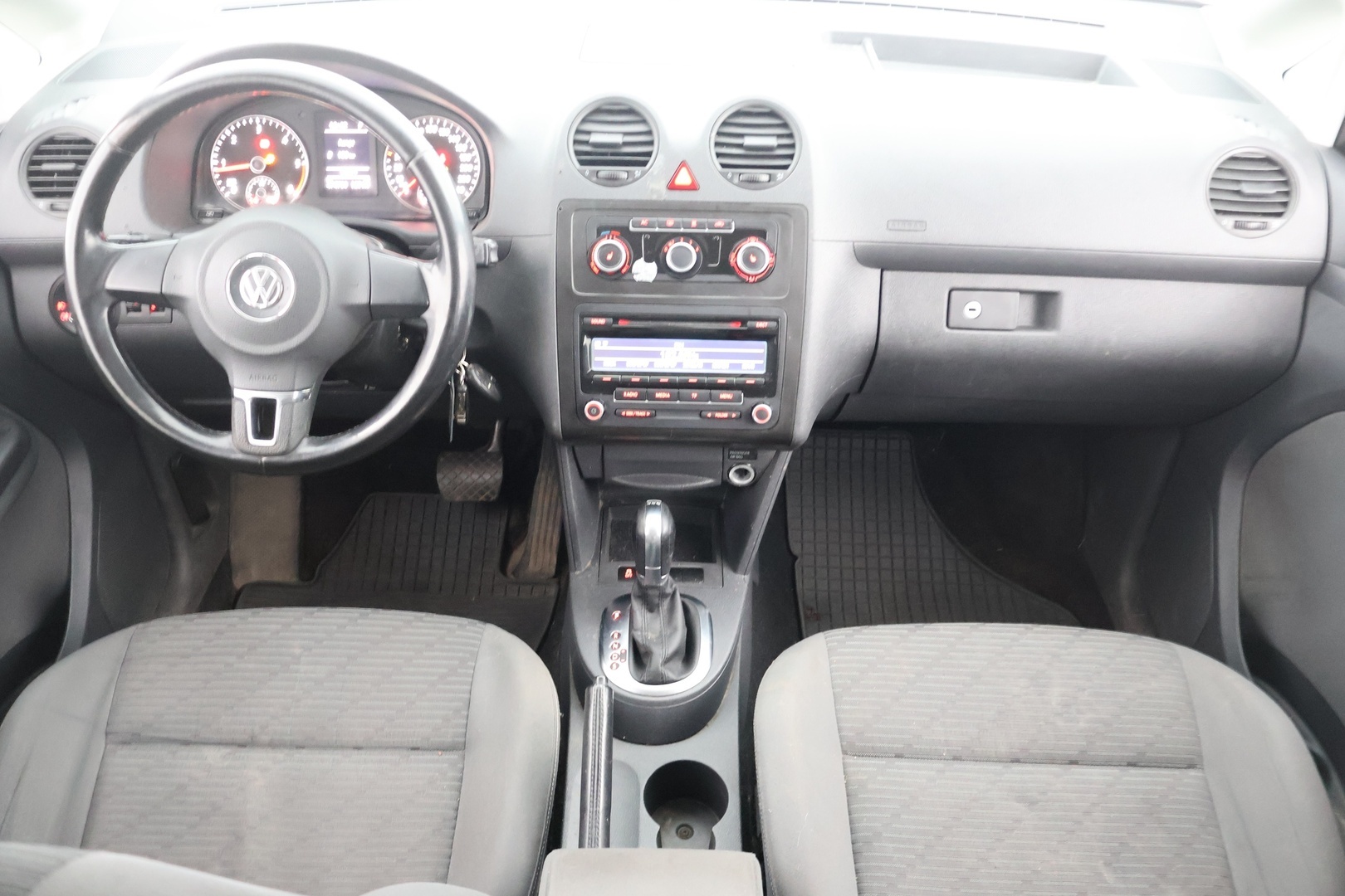 VOLKSWAGEN Caddy Maxi 2011