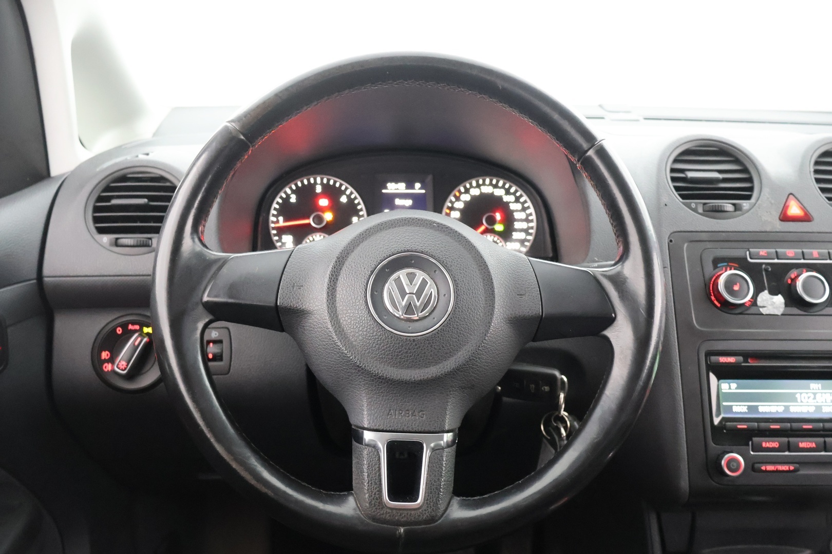 VOLKSWAGEN Caddy Maxi 2011