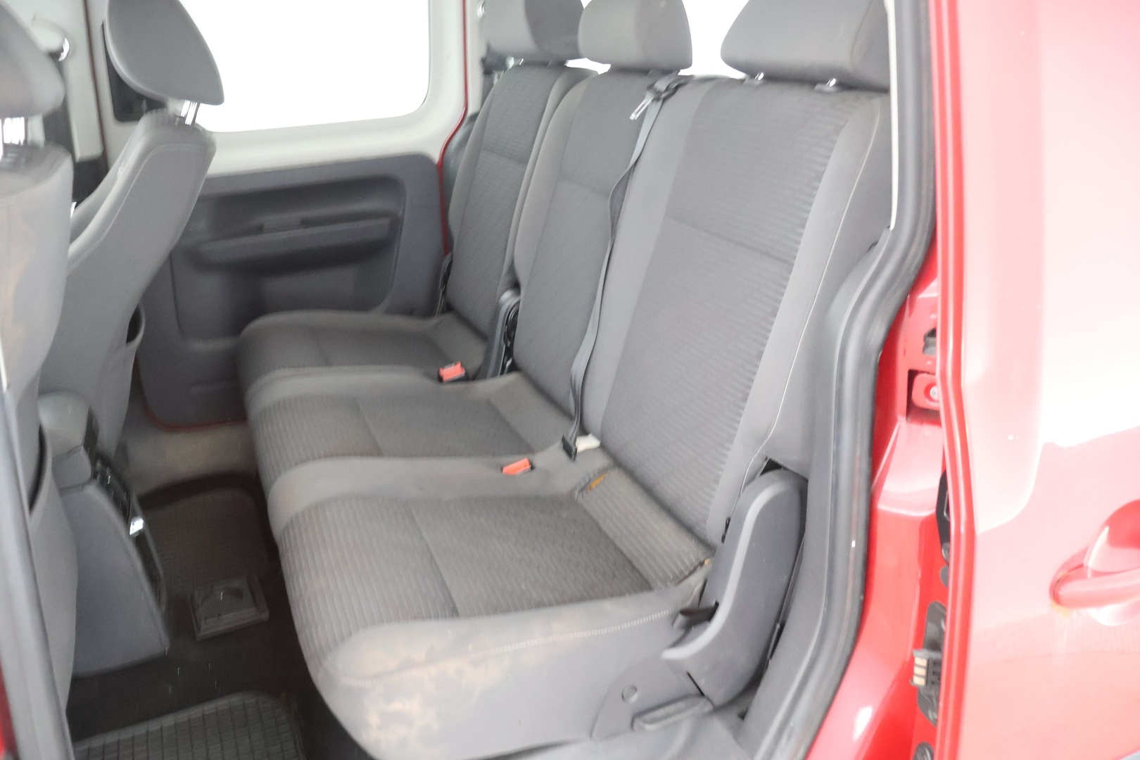VOLKSWAGEN Caddy Maxi 2011