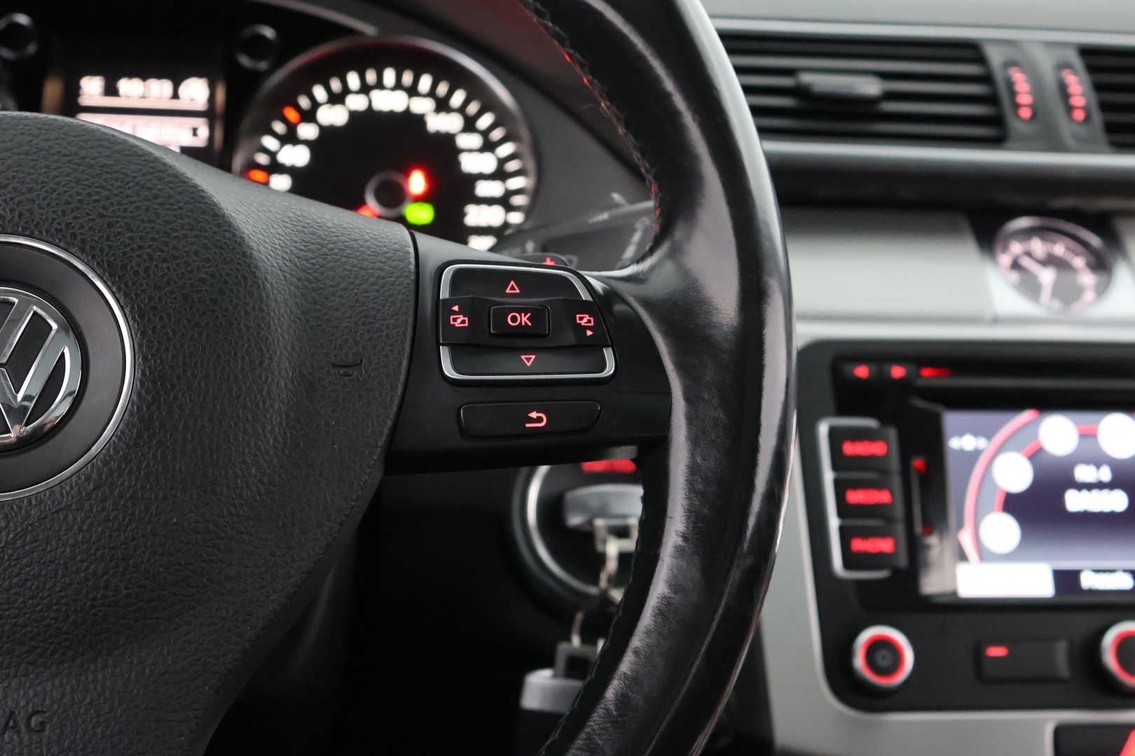 VOLKSWAGEN Passat 2015