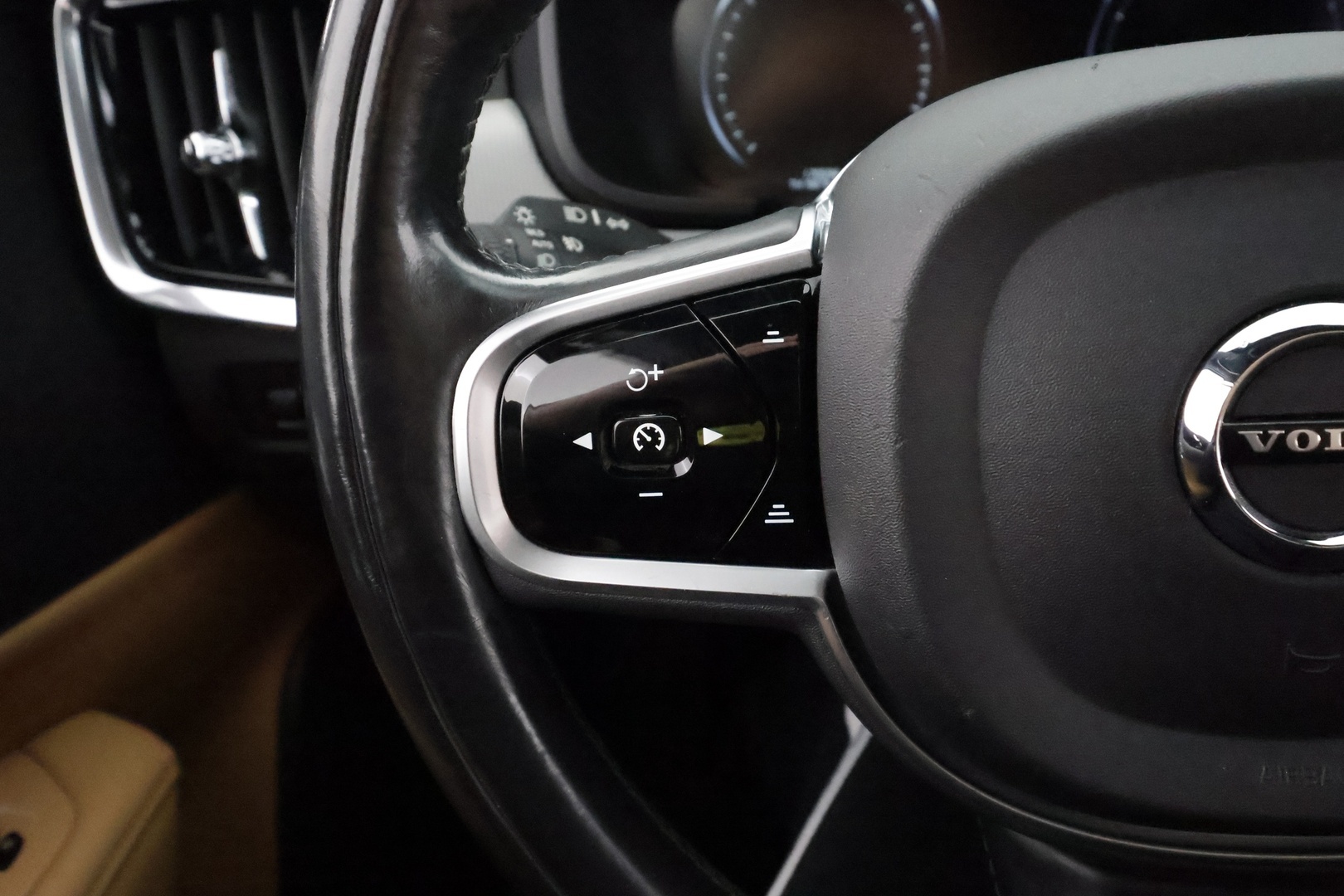 VOLVO V90 2017