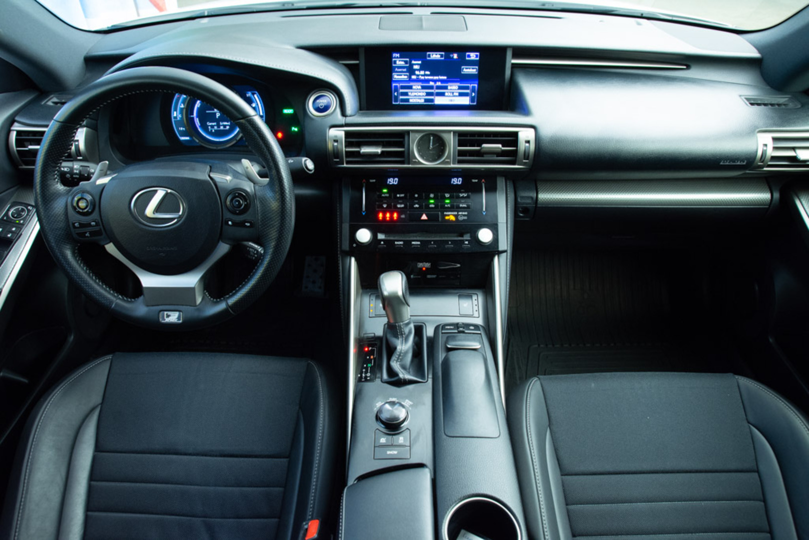 LEXUS IS 2014