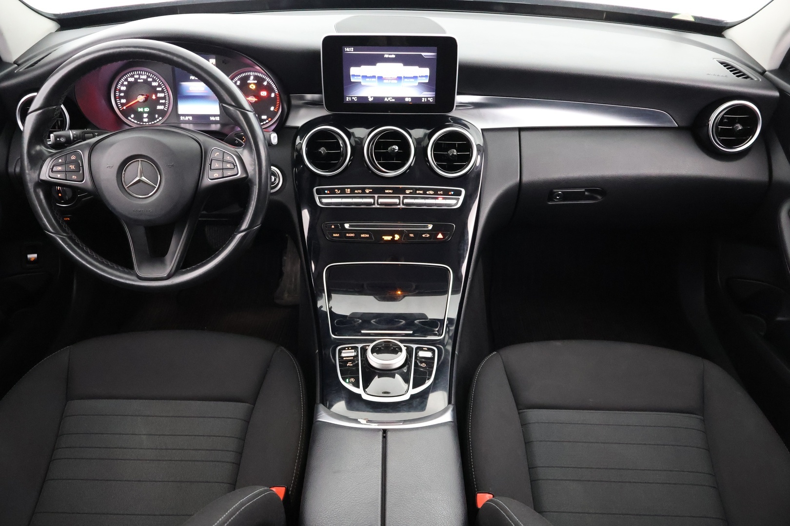MERCEDES-BENZ C 2016