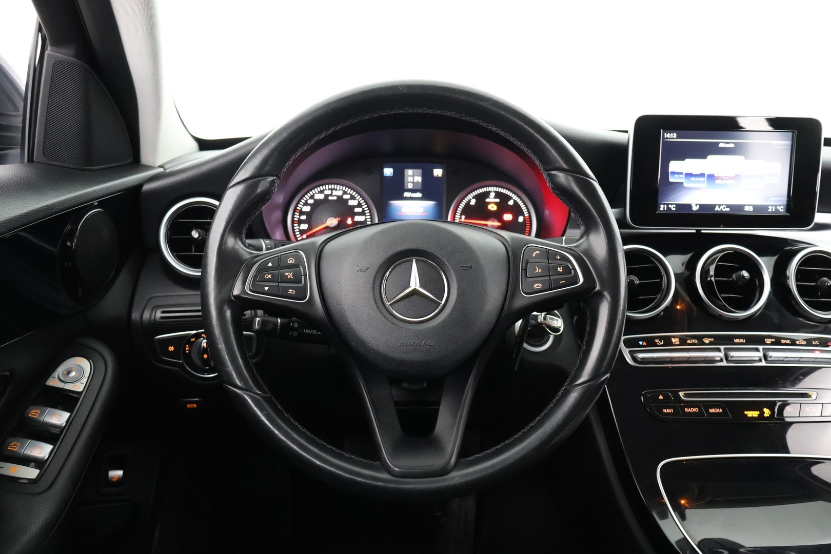 MERCEDES-BENZ C 2016