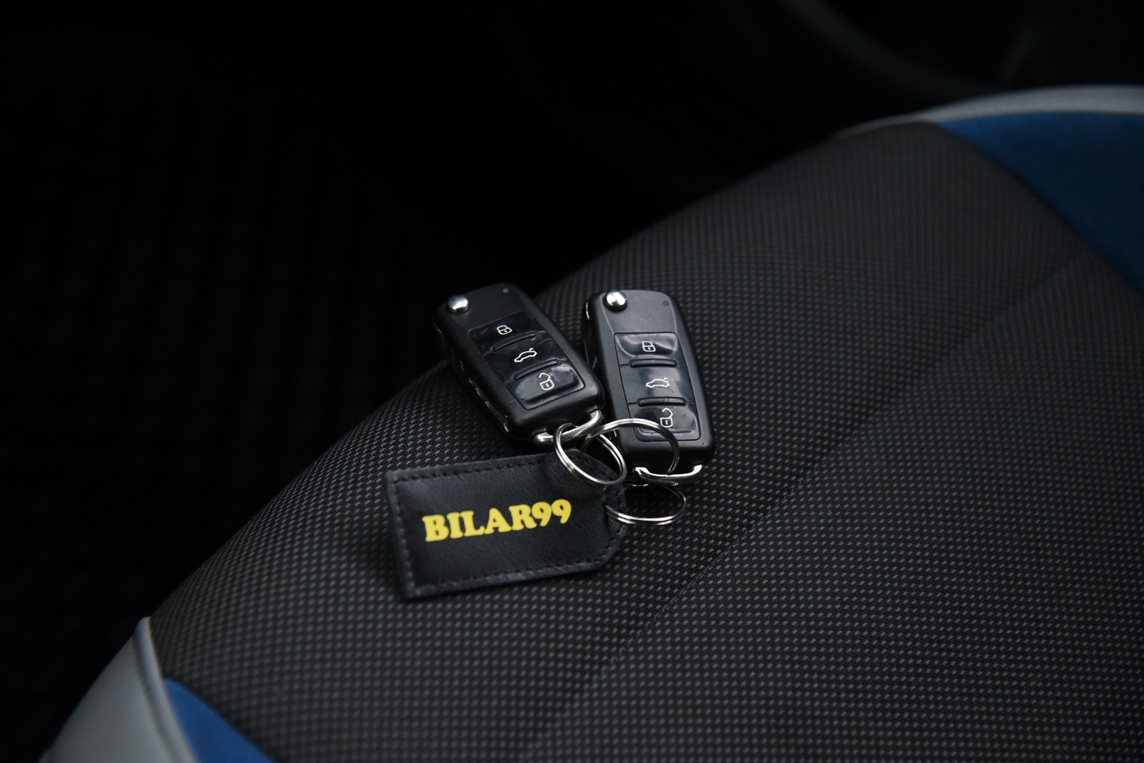 VOLKSWAGEN Polo 2013