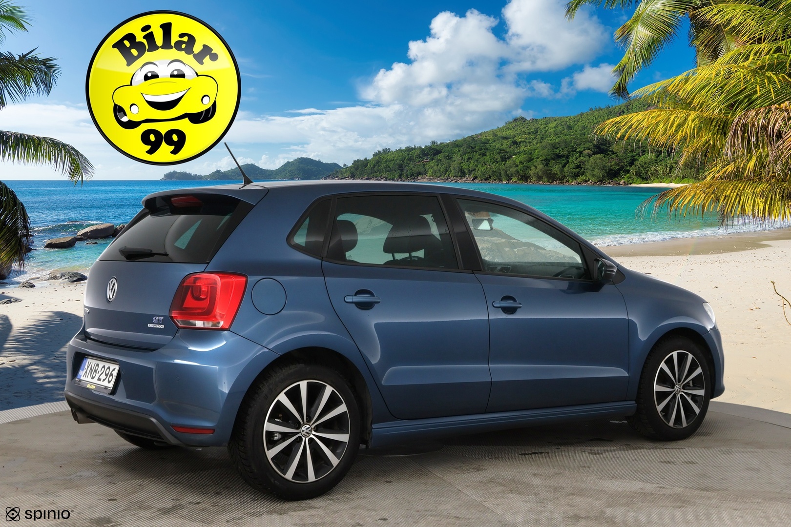 VOLKSWAGEN Polo 2013