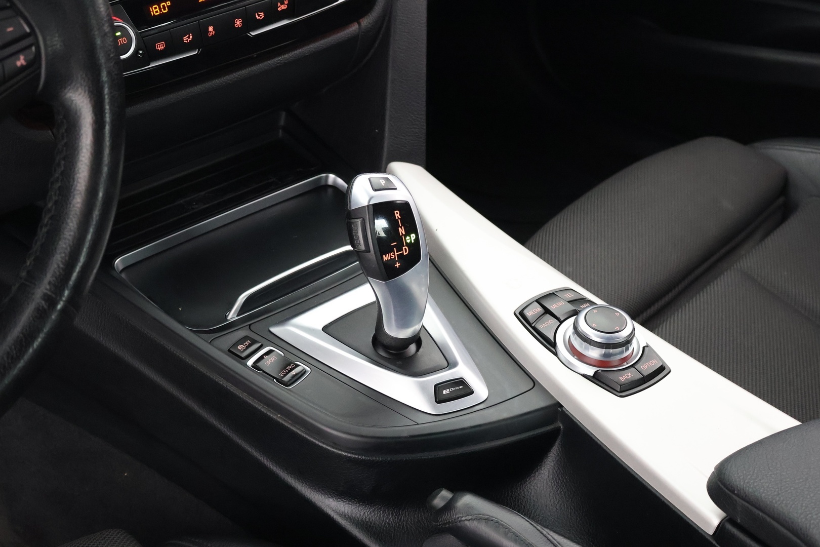 BMW 330 2017