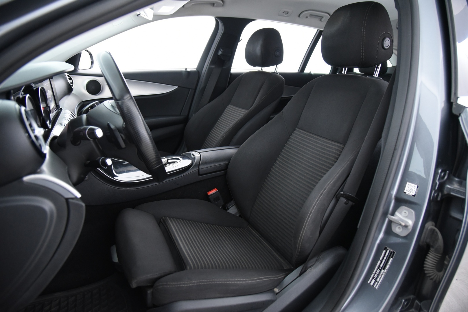 MERCEDES-BENZ E 2017