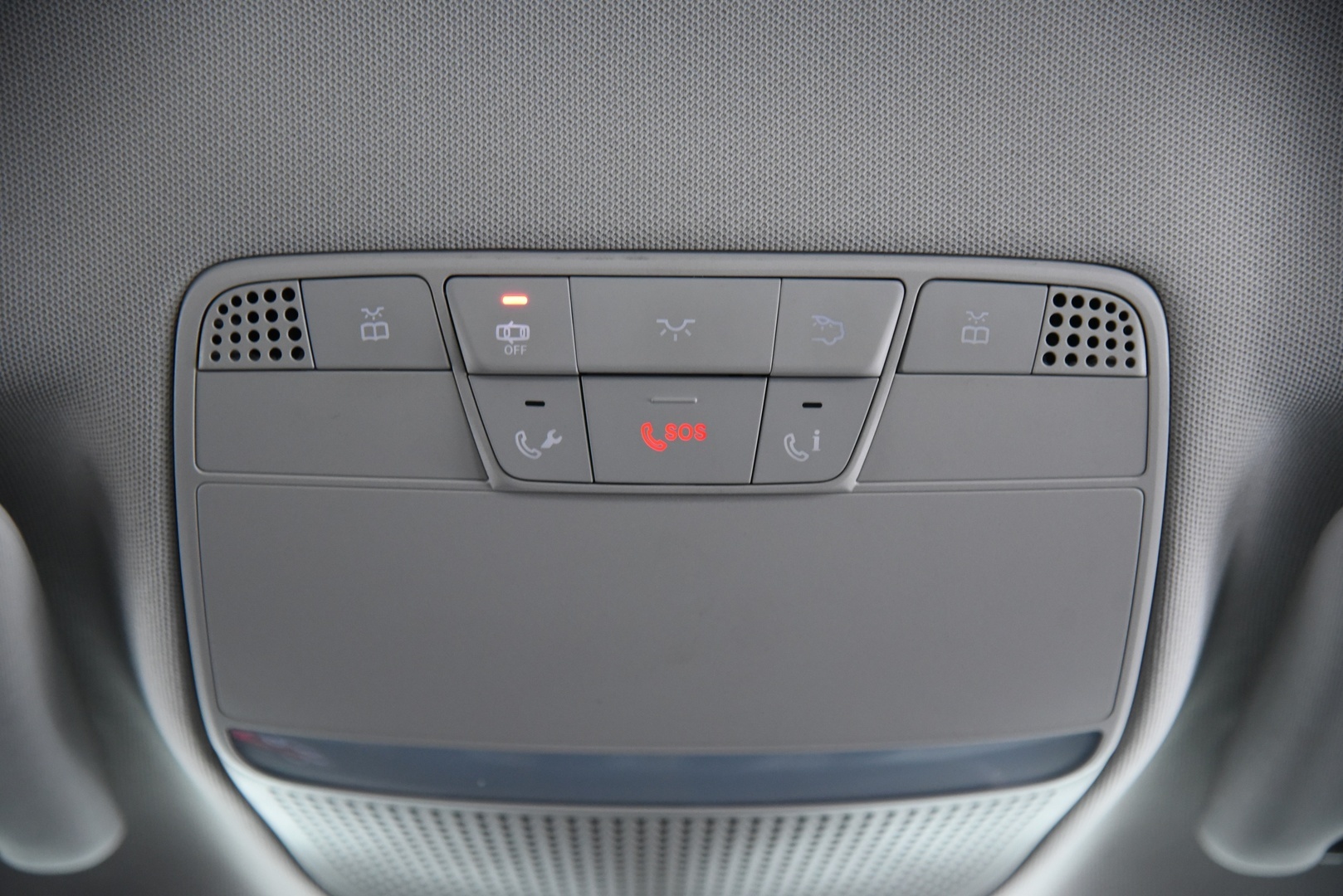 MERCEDES-BENZ E 2017