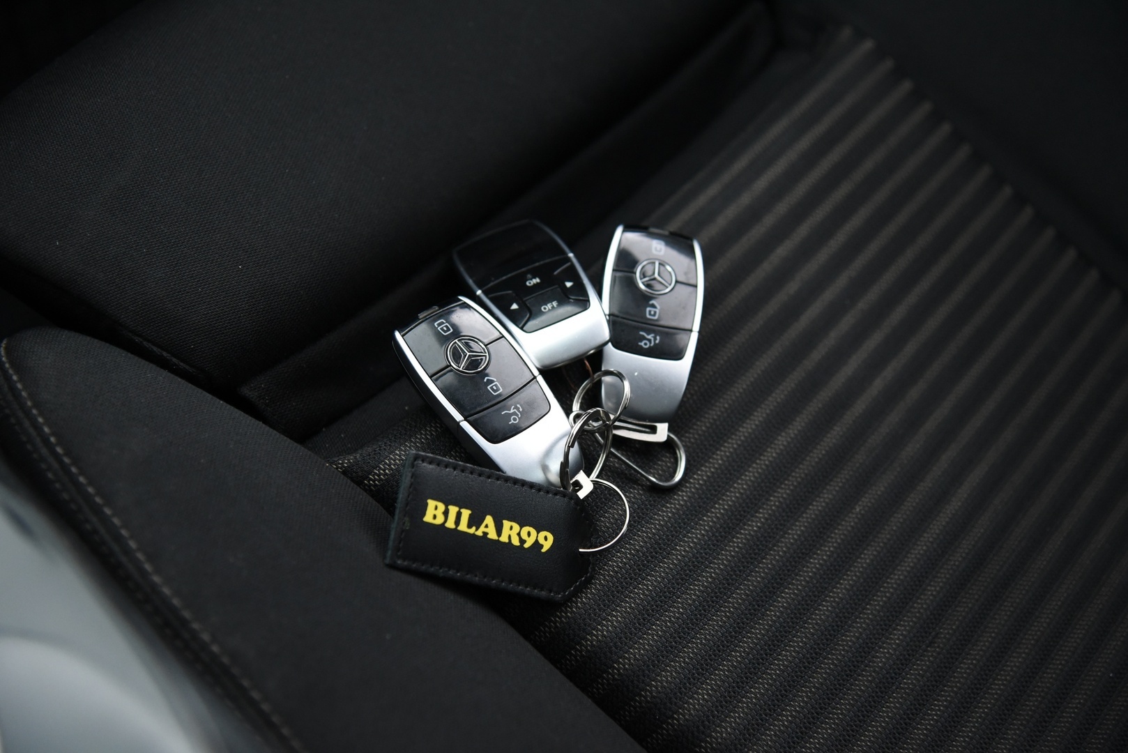 MERCEDES-BENZ E 2017