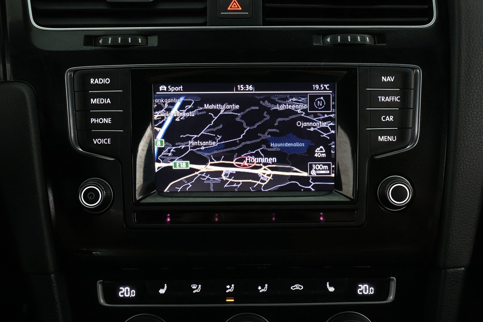 VOLKSWAGEN Golf 2014
