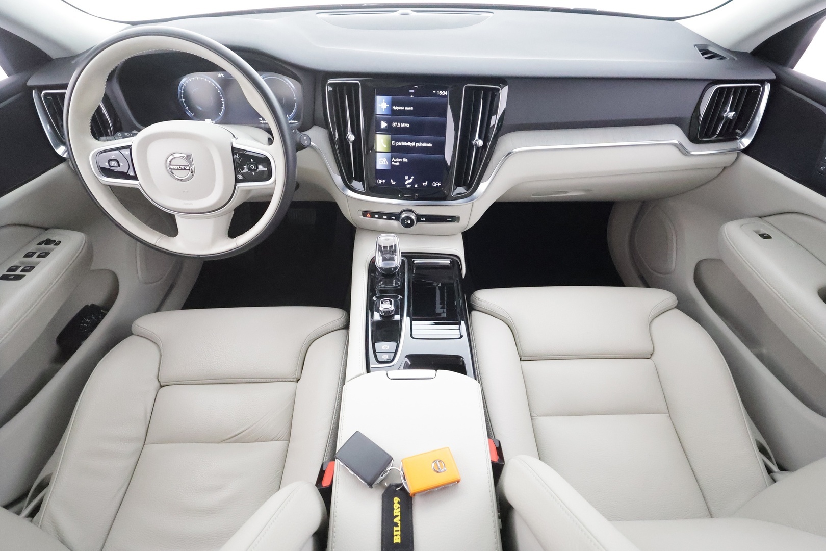 VOLVO V60 2022
