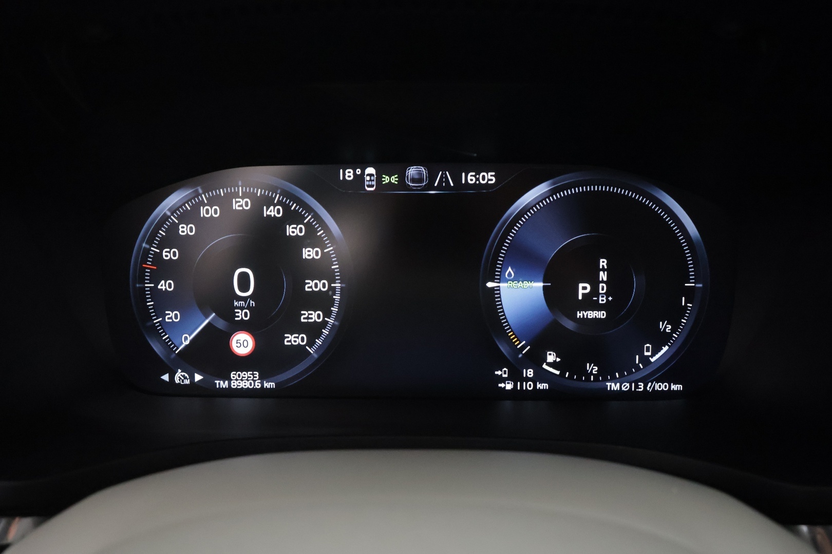 VOLVO V60 2022
