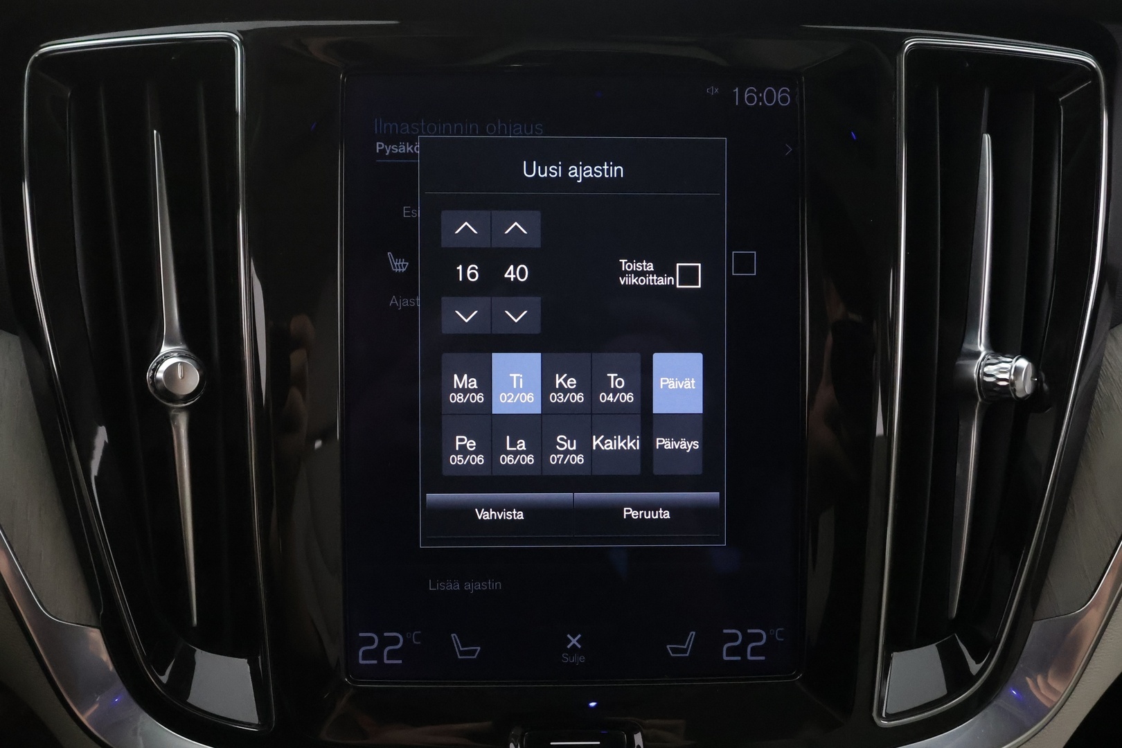 VOLVO V60 2022