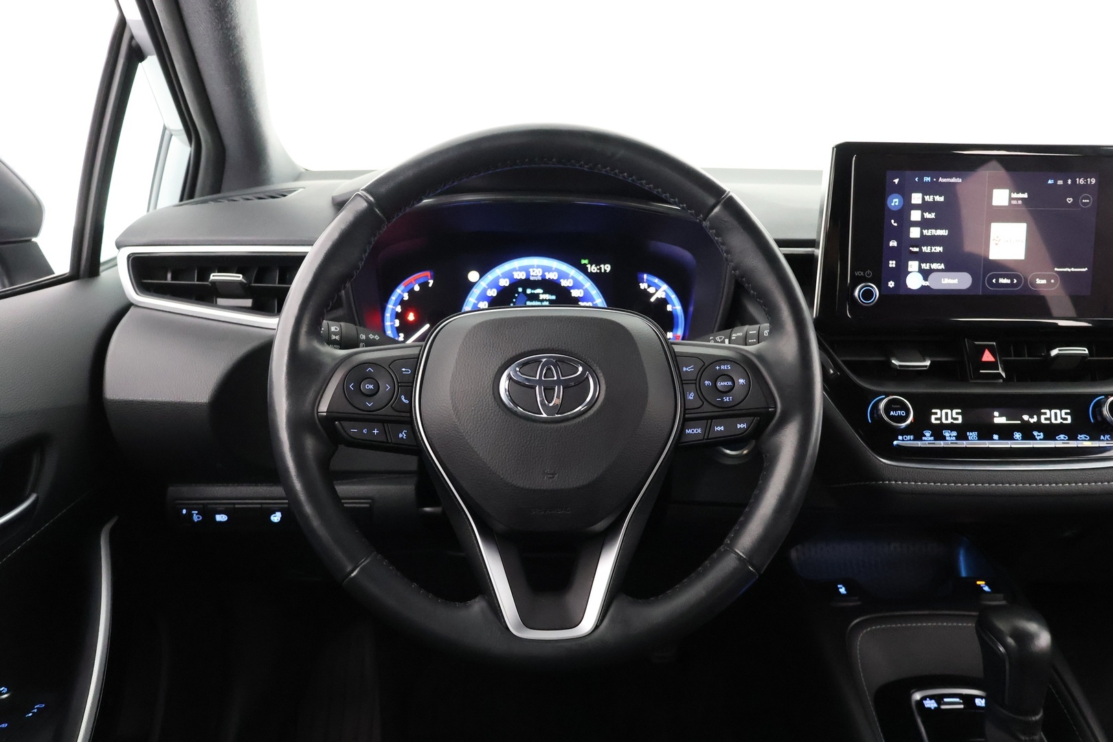 TOYOTA Corolla 2023