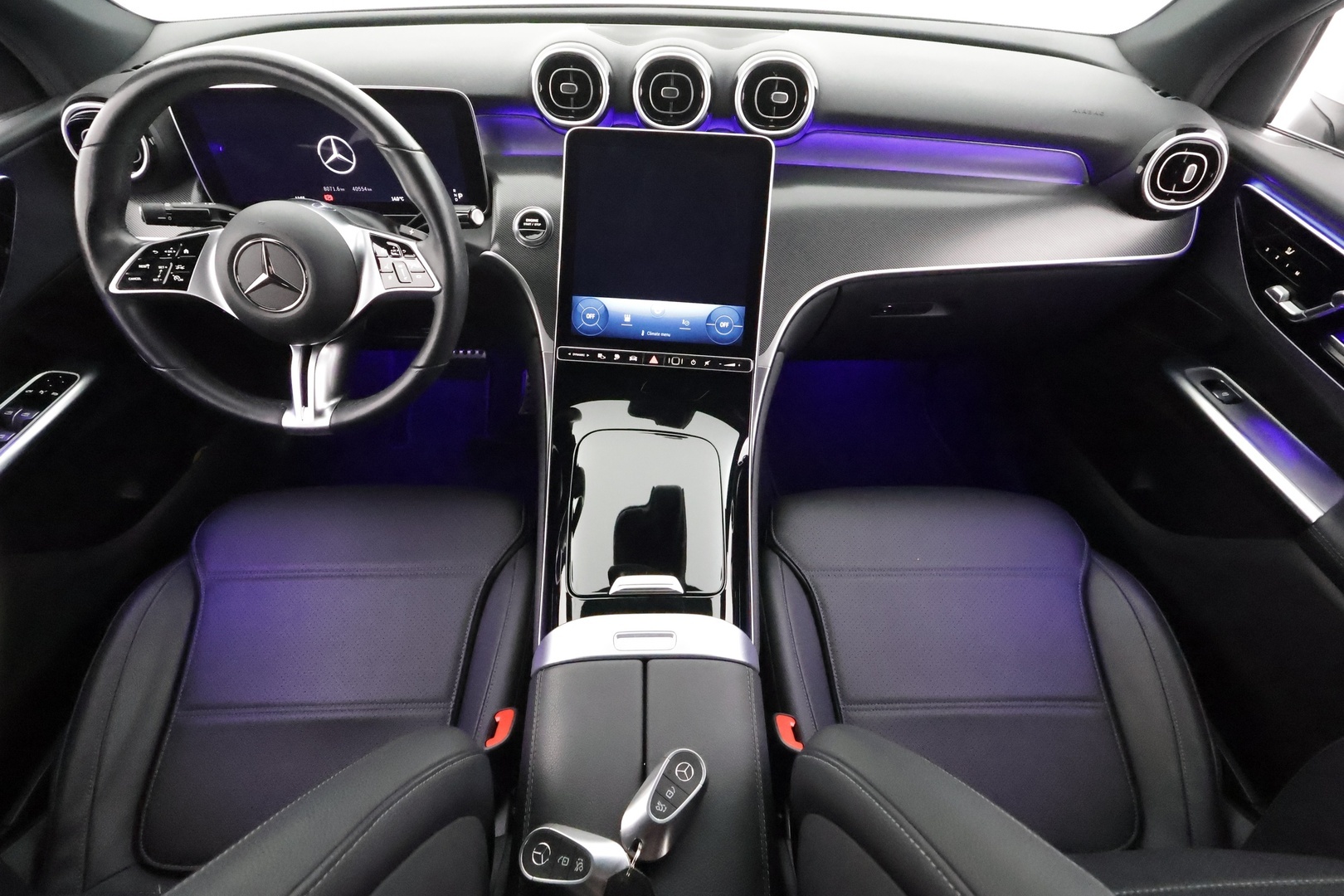 MERCEDES-BENZ GLC 2024