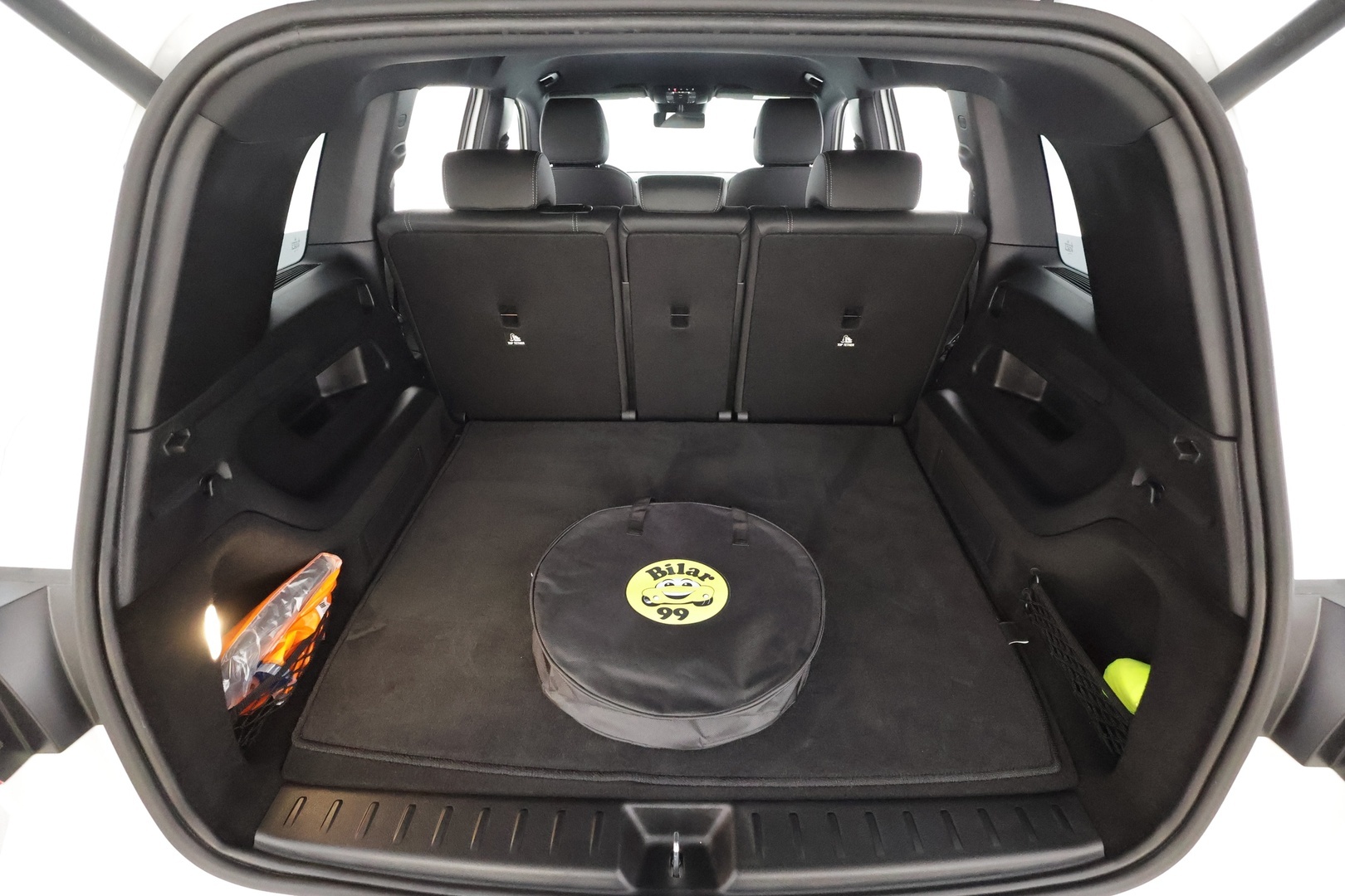 MERCEDES-BENZ EQB 2024