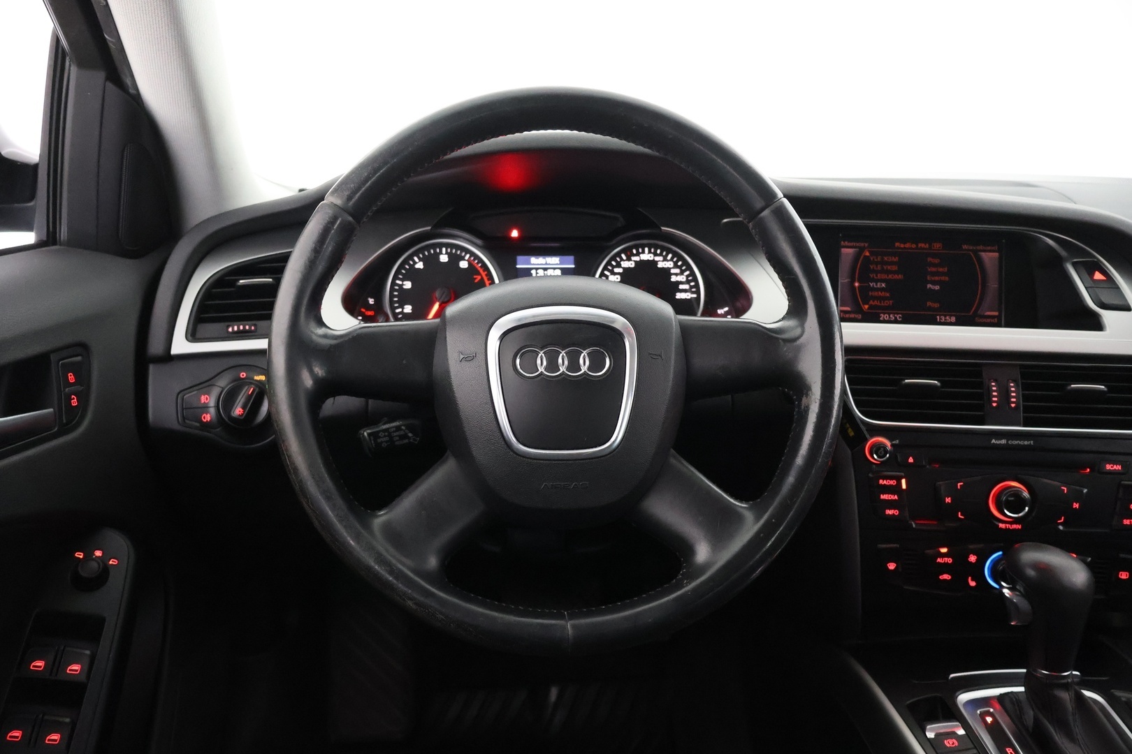 AUDI A4 2009