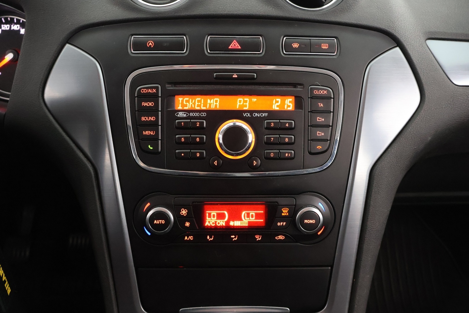 FORD Mondeo 2011