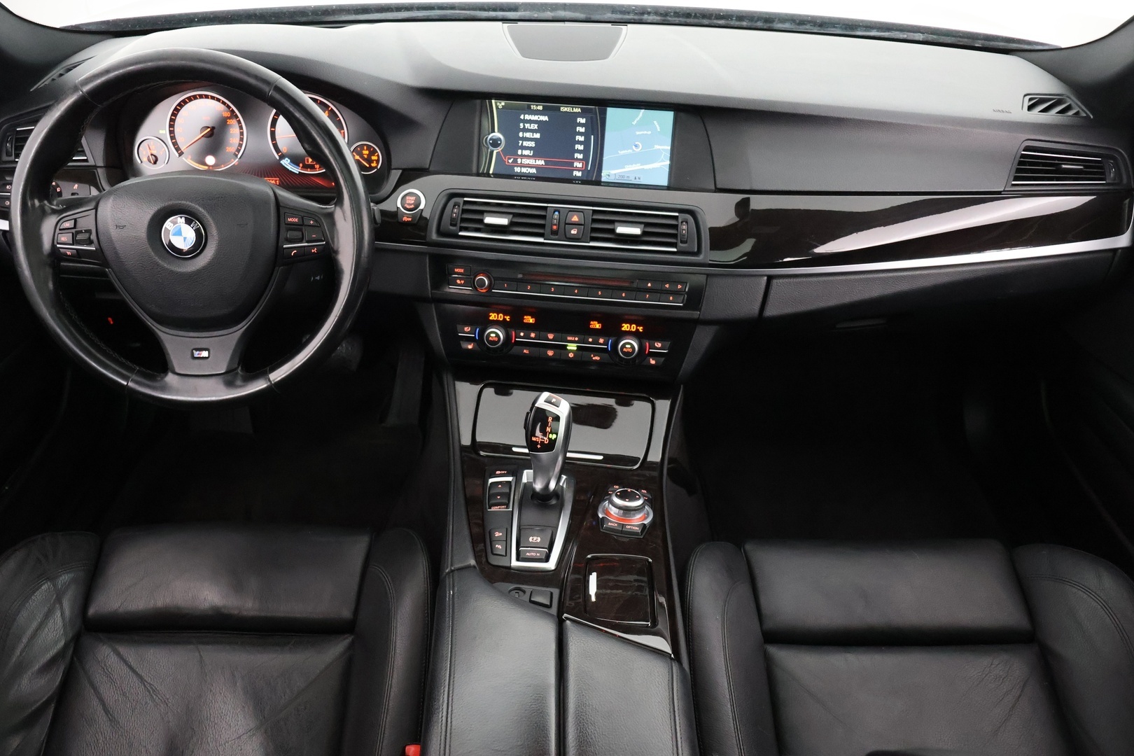 BMW 530 2011