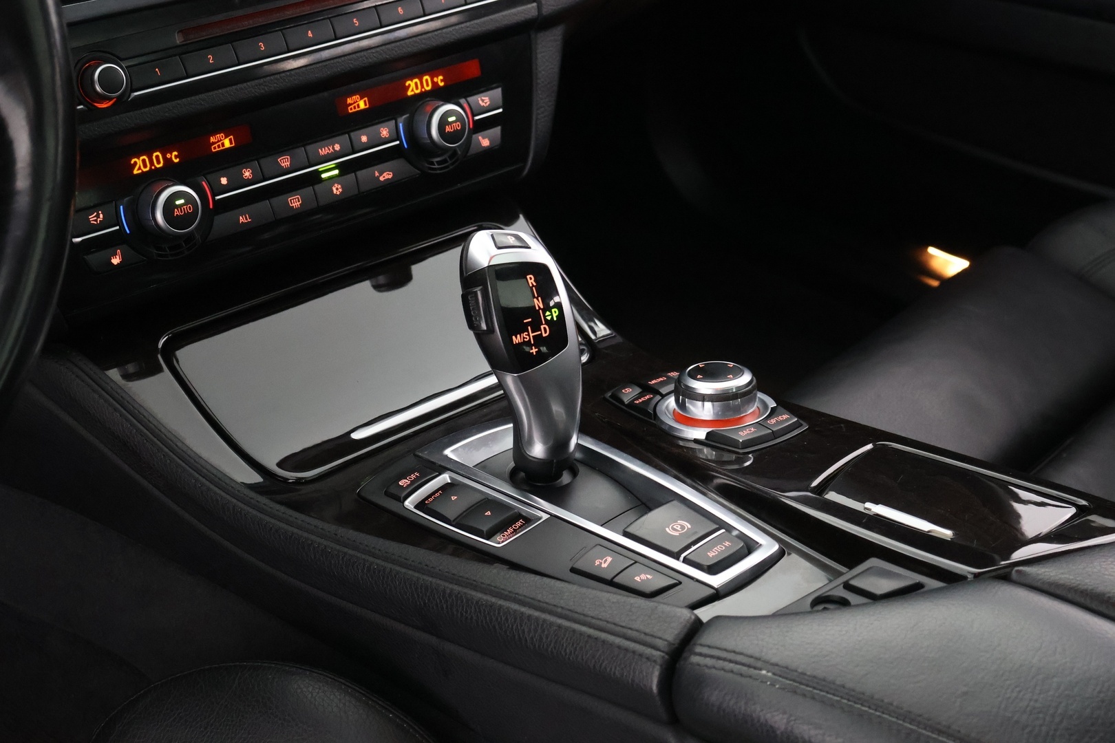 BMW 530 2011