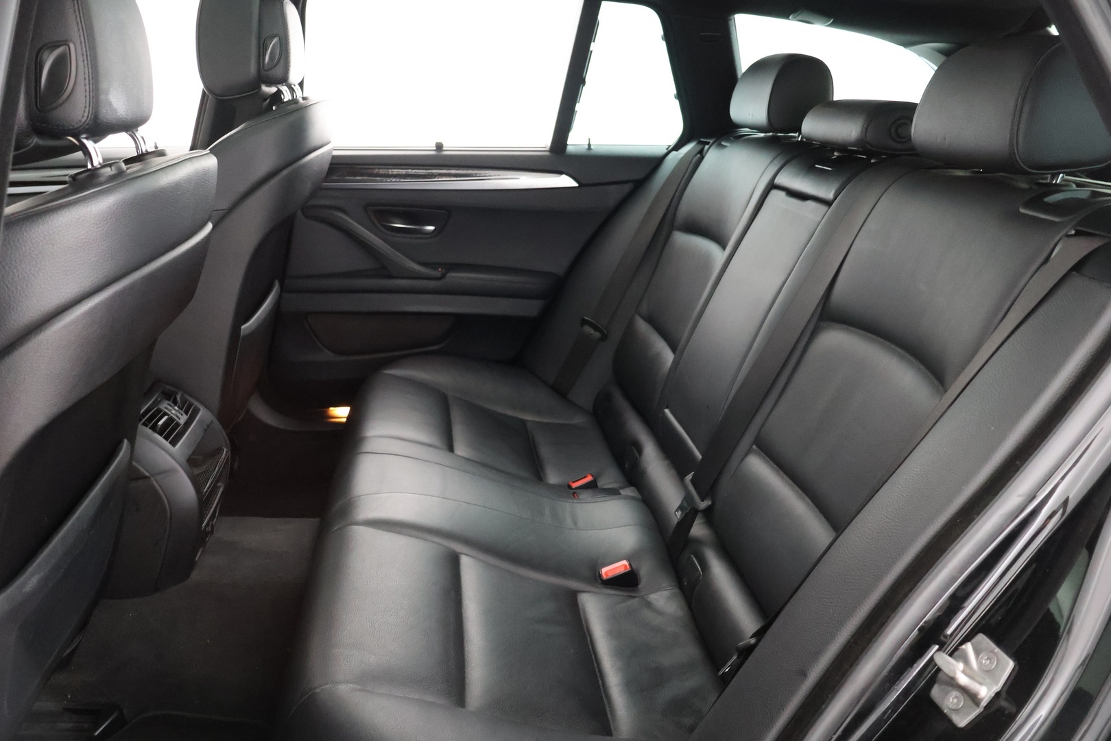 BMW 530 2011