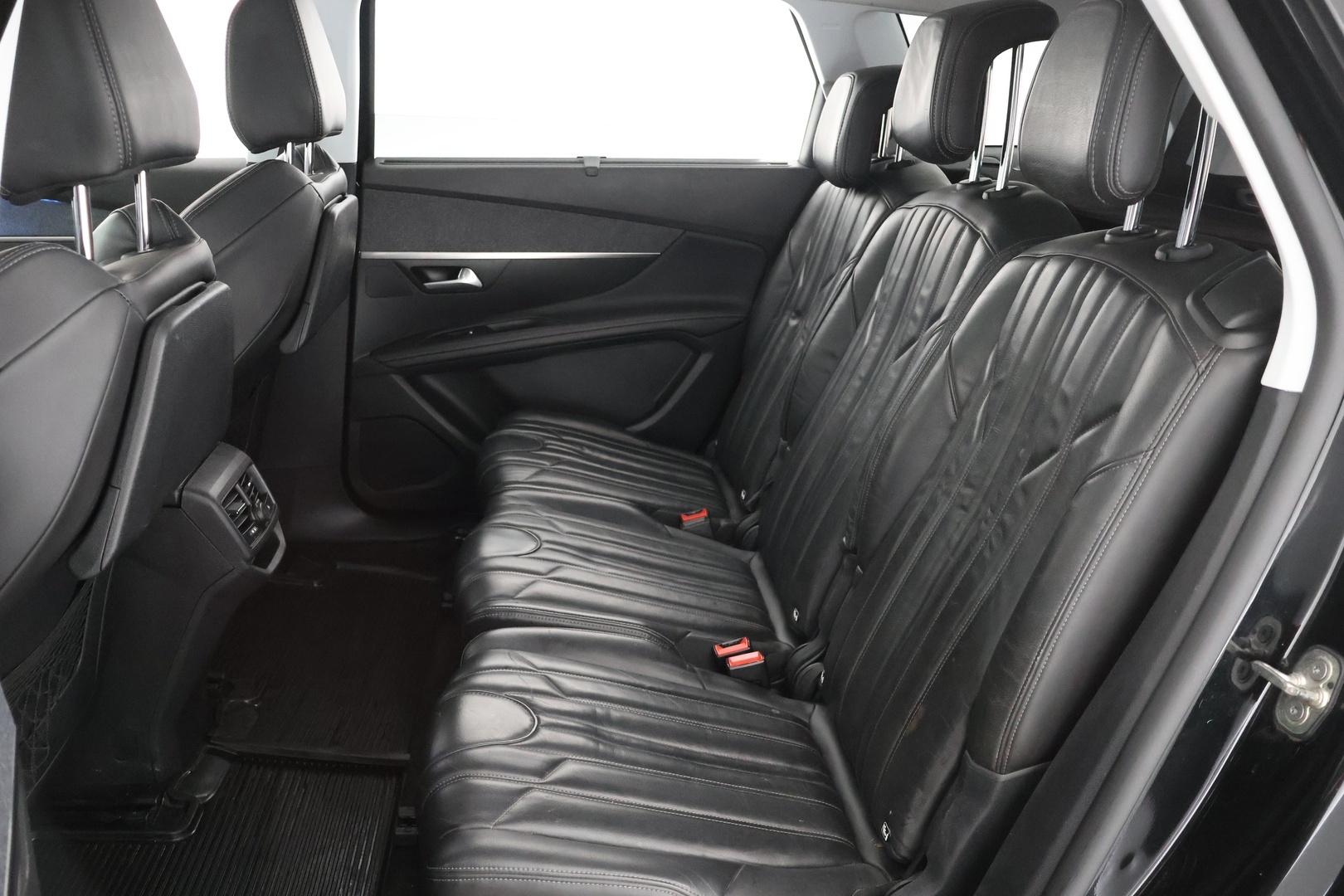 PEUGEOT 5008 2018