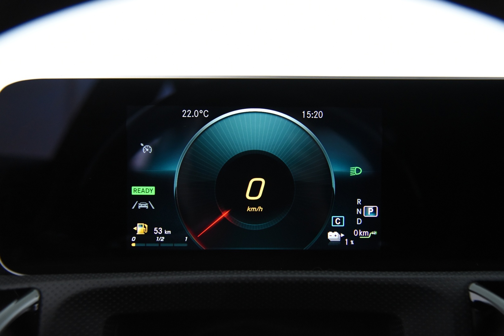 MERCEDES-BENZ A 2020