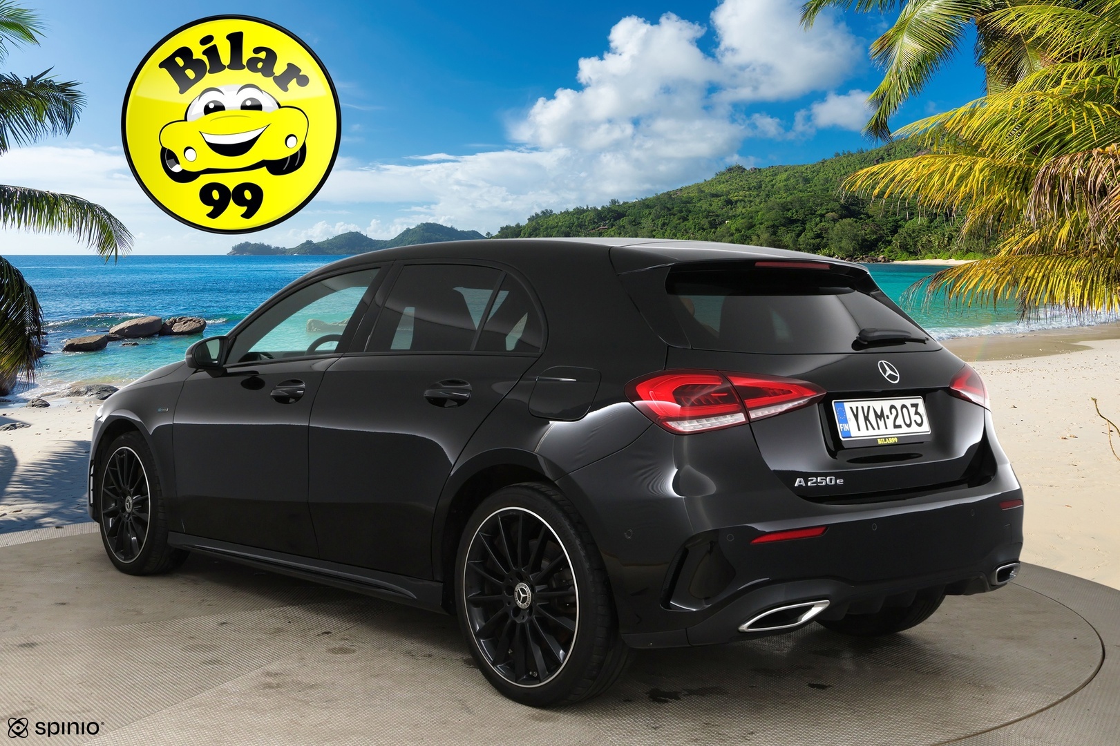 MERCEDES-BENZ A 2020