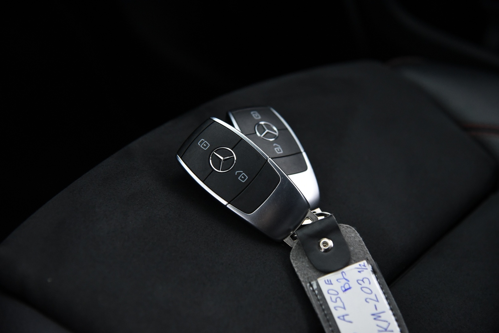 MERCEDES-BENZ A 2020