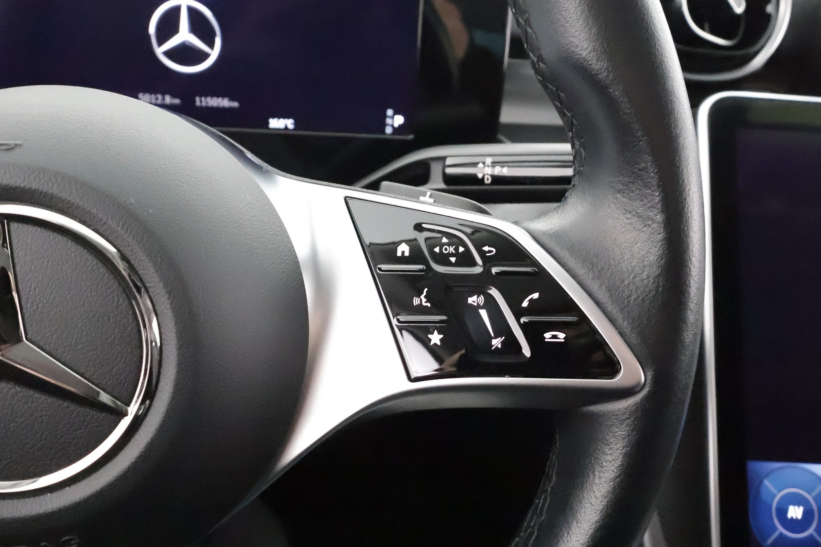 MERCEDES-BENZ C 2022