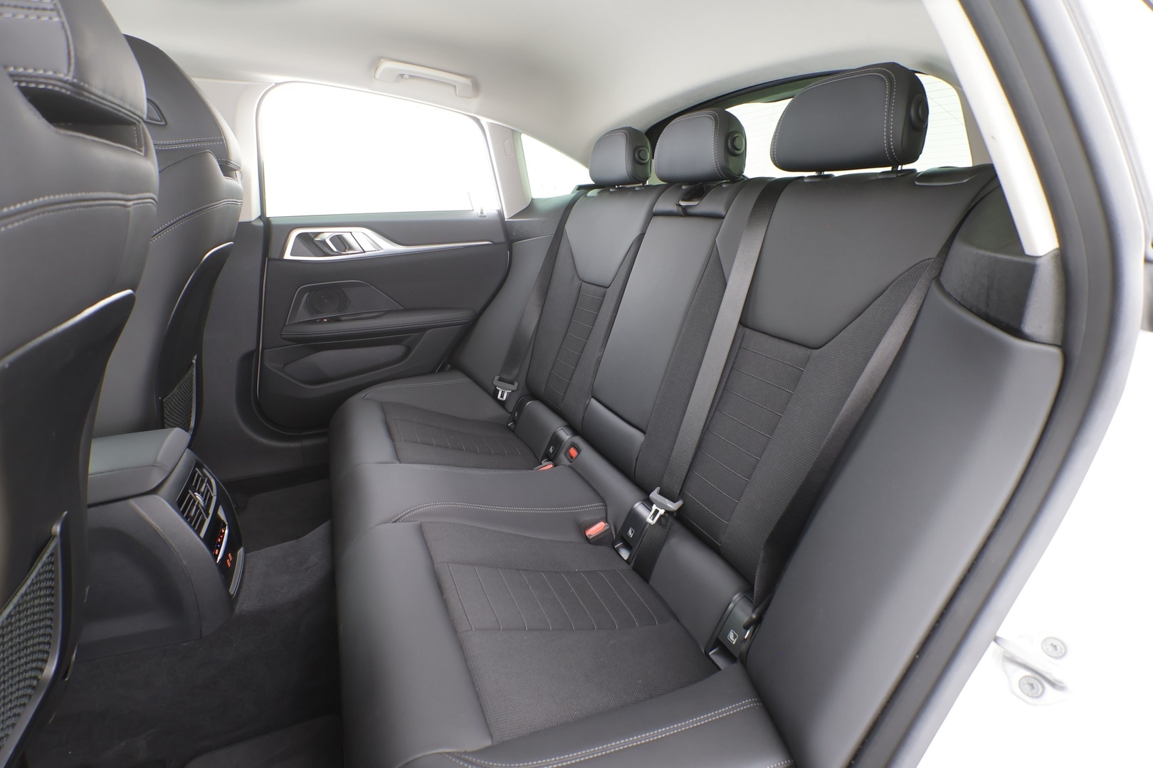 BMW i4 2023