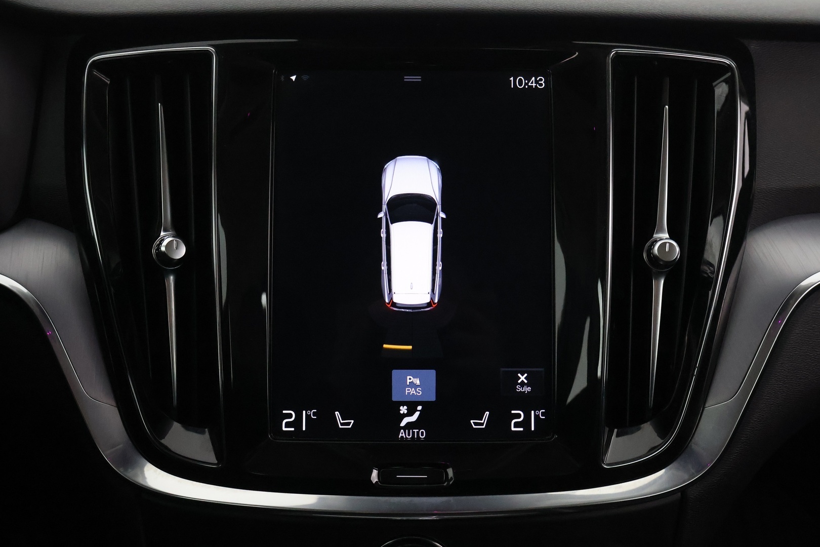 VOLVO V60 2020