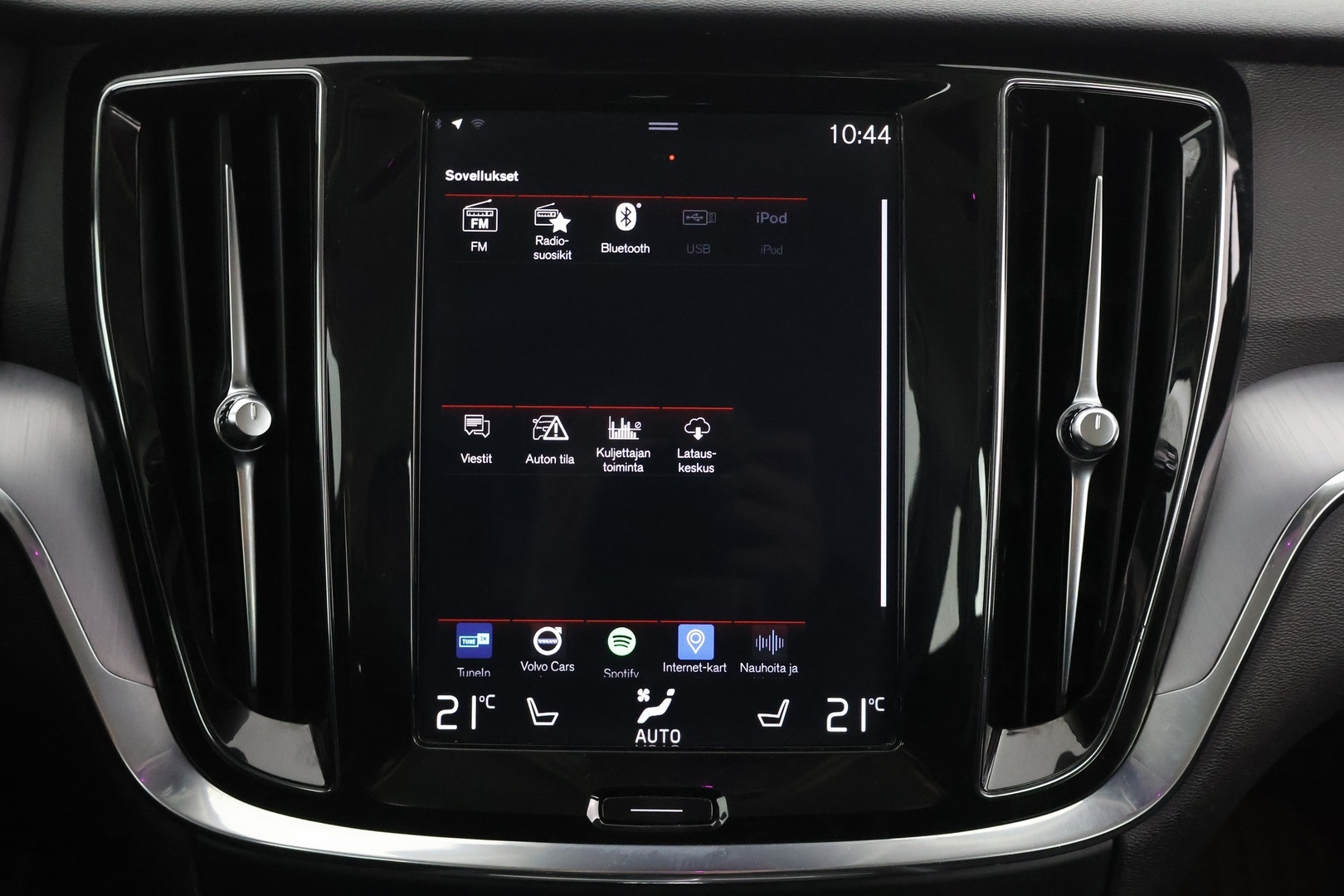 VOLVO V60 2020