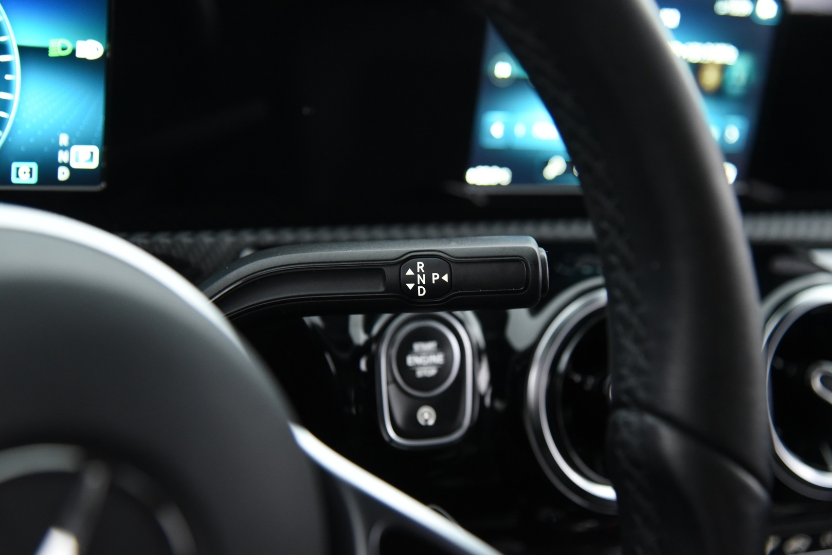 MERCEDES-BENZ A 2021