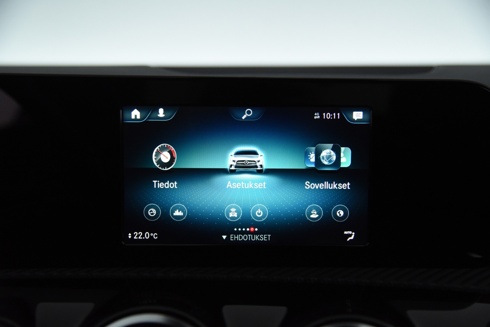 MERCEDES-BENZ A 2021