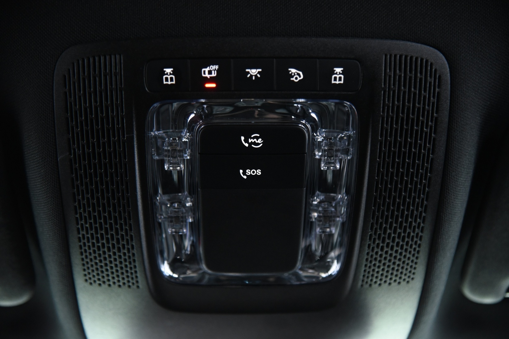 MERCEDES-BENZ A 2021