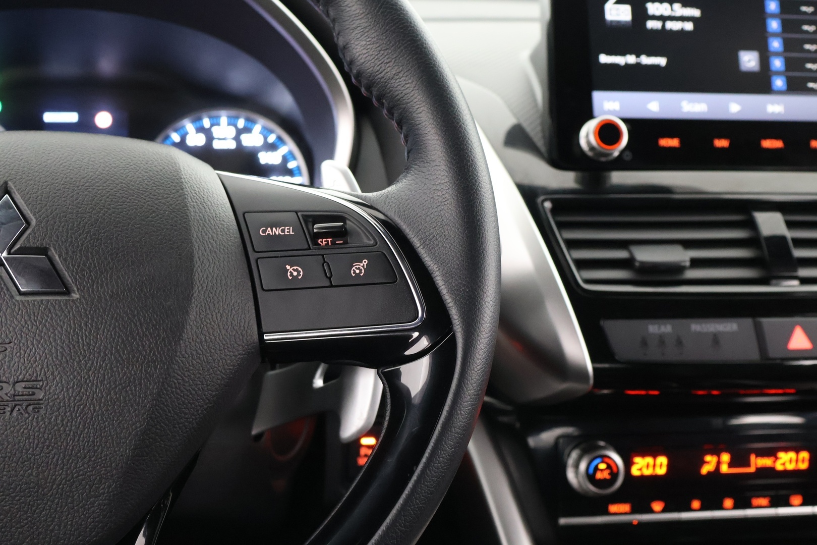 MITSUBISHI ECLIPSE CROSS 2022