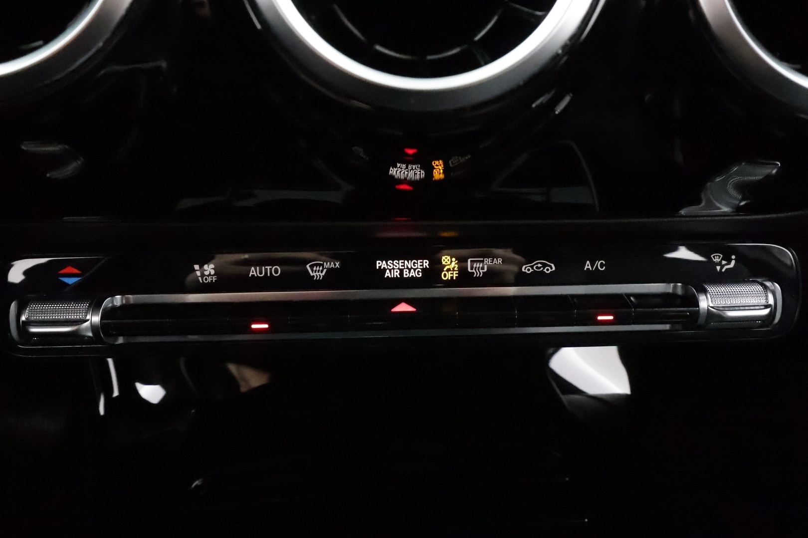 MERCEDES-BENZ A 2019