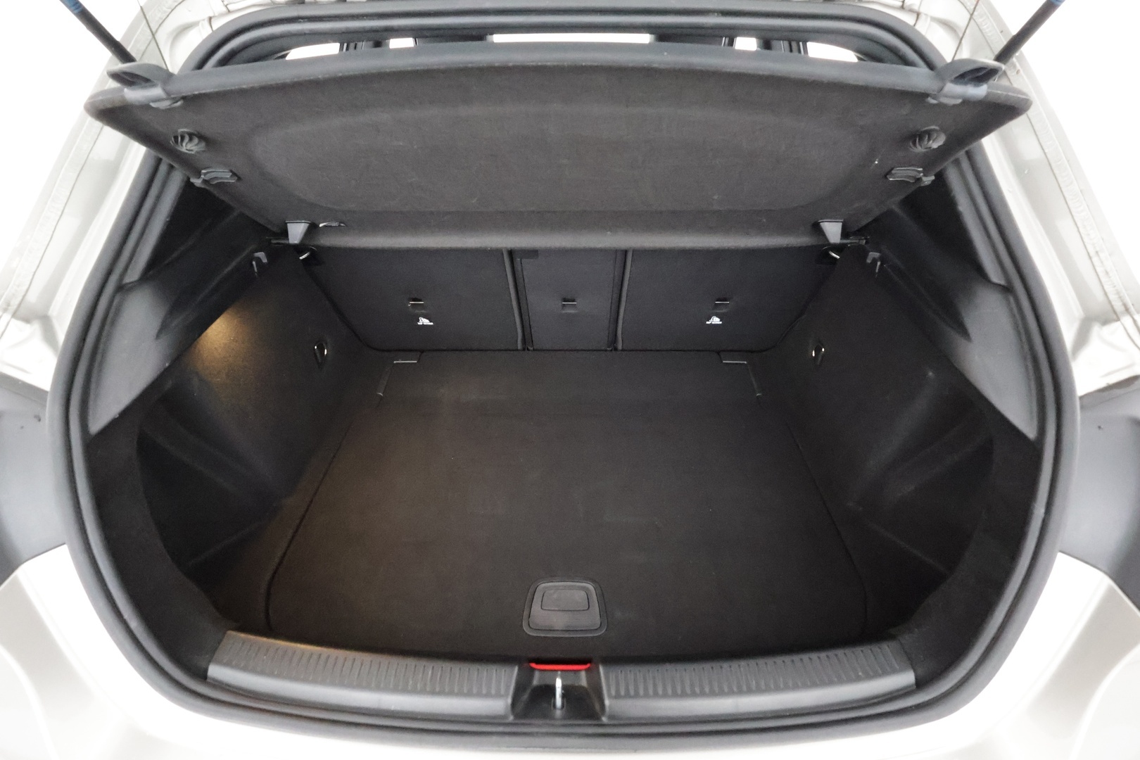 MERCEDES-BENZ A 2019