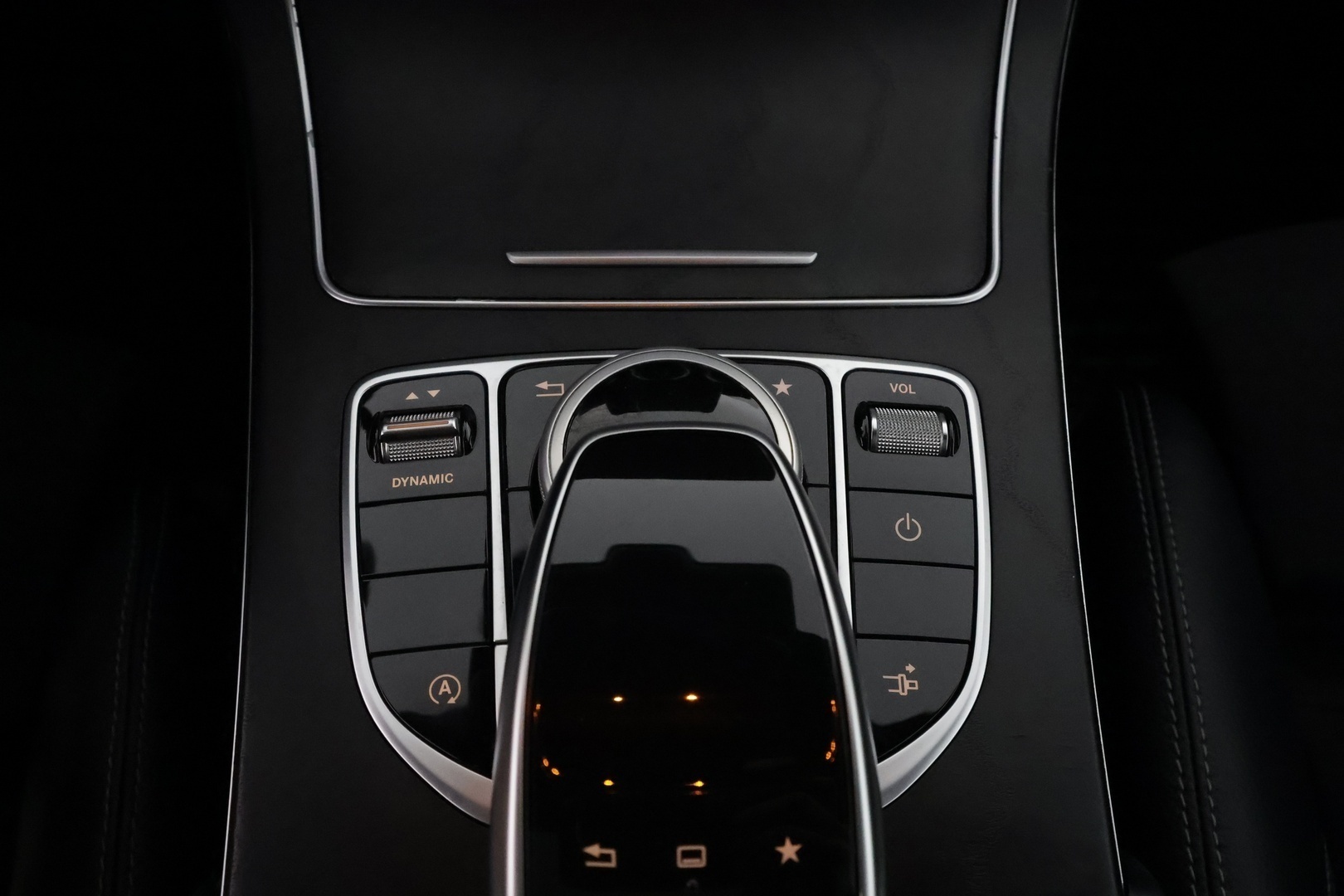 MERCEDES-BENZ C 2016