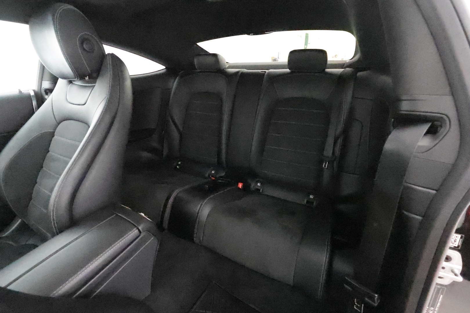 MERCEDES-BENZ C 2016