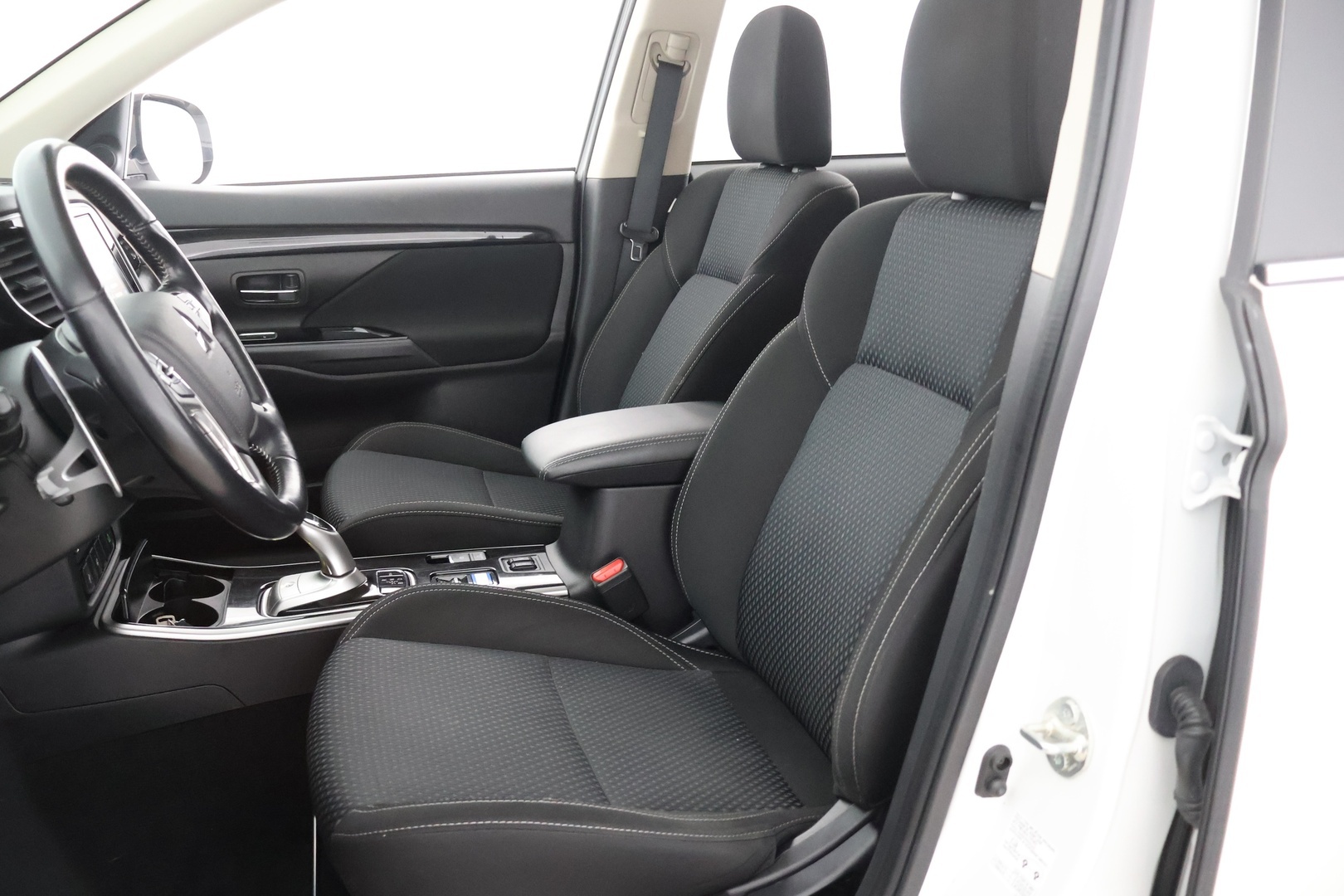 MITSUBISHI Outlander PHEV 2021