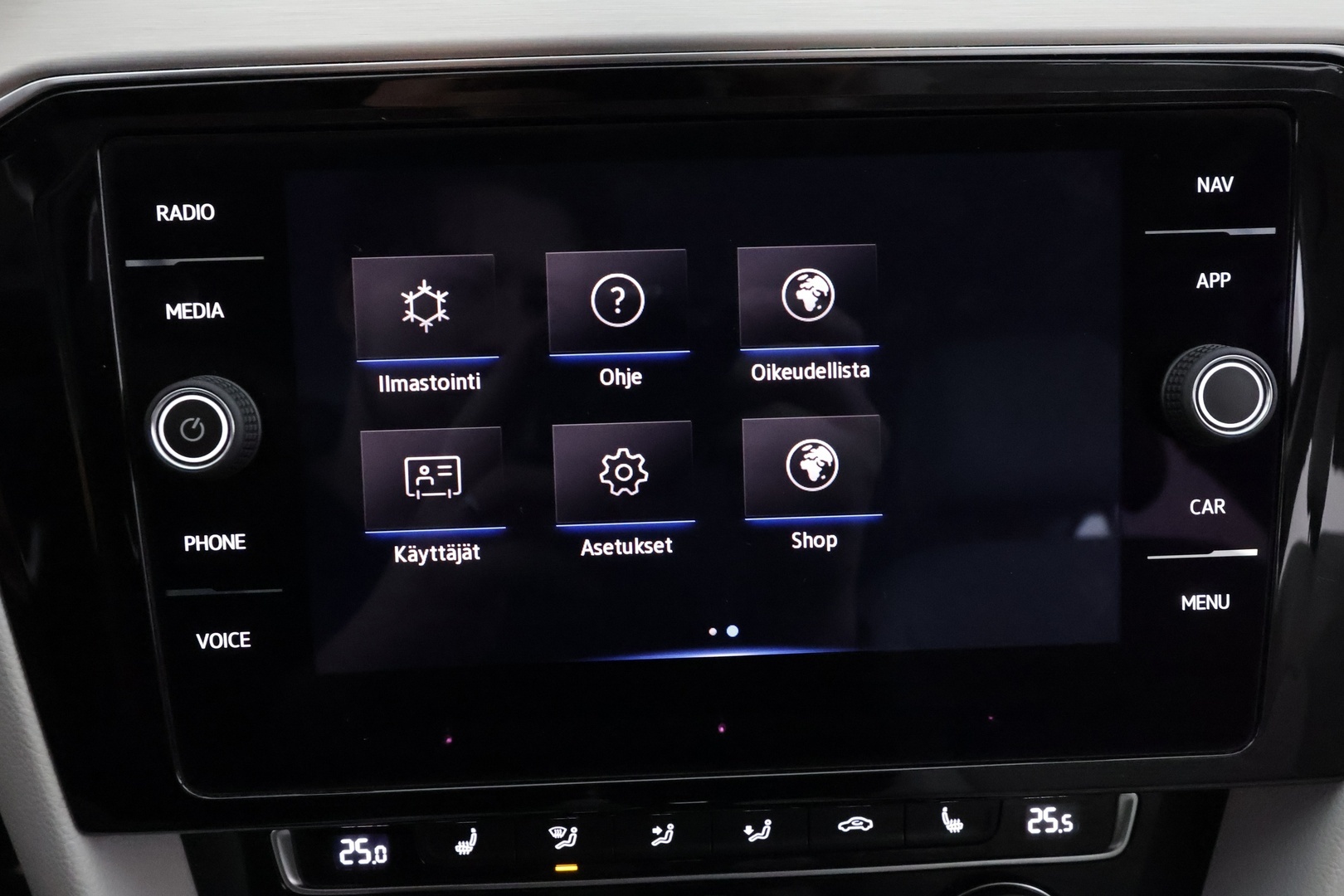 VOLKSWAGEN Passat 2020