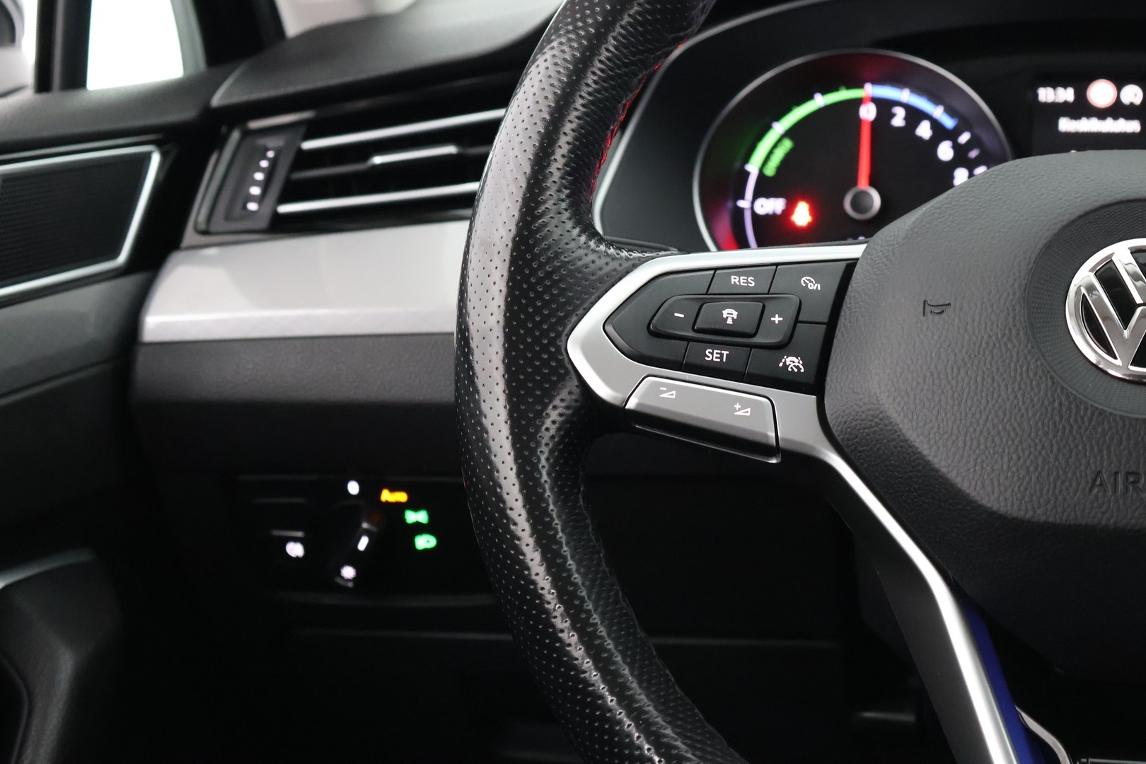 VOLKSWAGEN Passat 2020